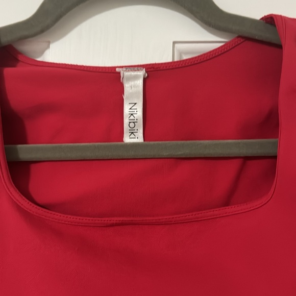 Cherry Red Aritzia Crop Top - Picture 2 of 3